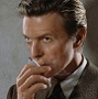 David-Bowie-with-a-blue-eye-and-a-brown-eye-one-dialated-and-the-other-not-multi-colored-eyes.jpg