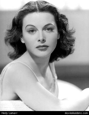 3-1045-hedy%20aa.jpg